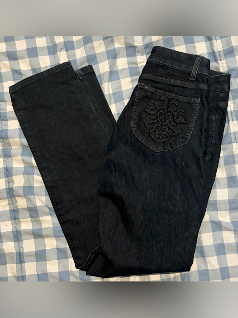 Lee women's dark wash jeans slender fit size 4